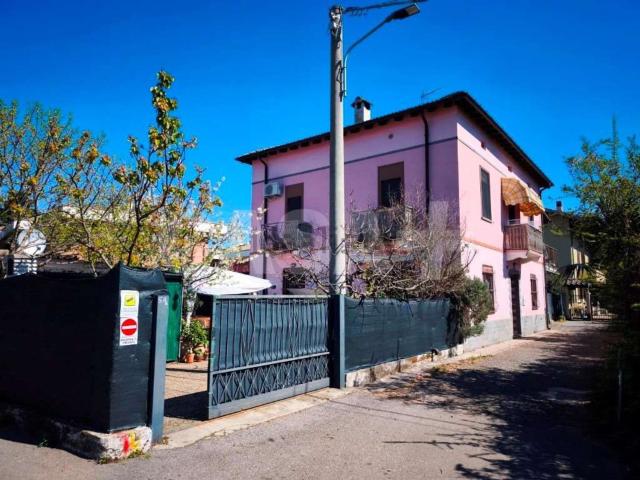 Appartamento in vendita di 100 m² in Via Emma Macchi Zonda, 54