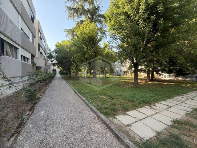 Appartamento in vendita di 100 m² in Via Enrico De Nicola