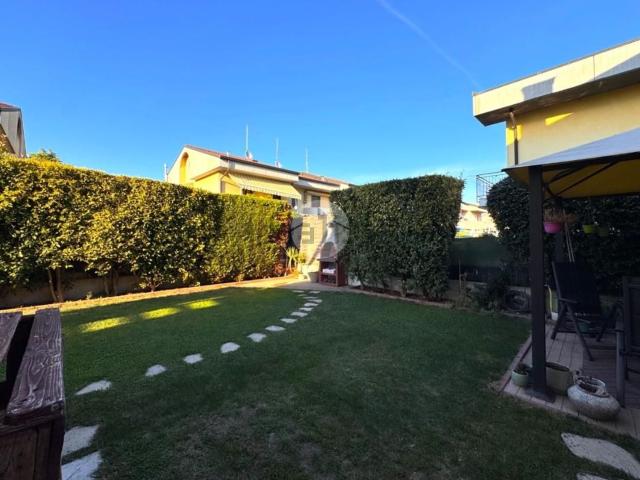 Appartamento in vendita di 100 m² in Via Enrico Toti, 16