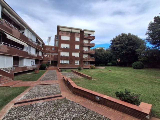 Appartamento in vendita di 100 m² in Via Enrico Toti