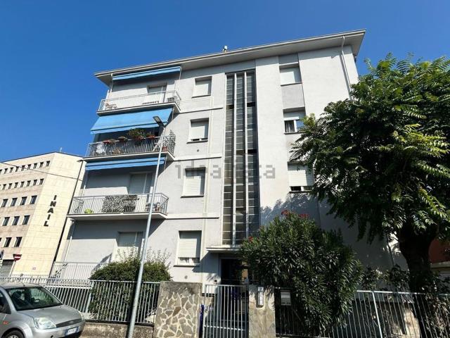 Appartamento in vendita di 100 m² in Via Edmondo de Amicis, 2