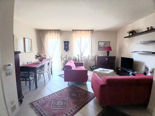 Appartamento in vendita di 100 m² in Via Eseguiti