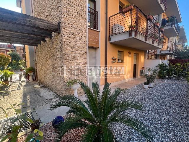 Appartamento in vendita di 100 m² in Via Europa Unita, 42