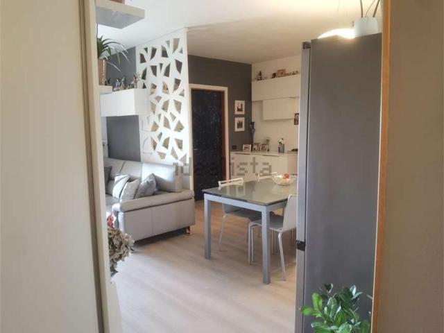 Appartamento in vendita di 100 m² in Via Europa, 9