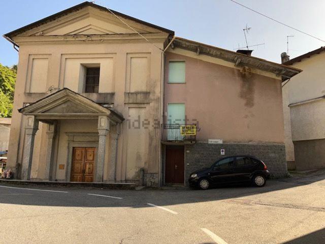 Appartamento in vendita di 100 m² in Via f.lli rodari, 1