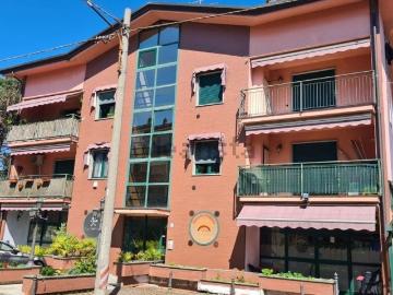Appartamento in vendita di 100 m² in Via Federico Confalonieri
