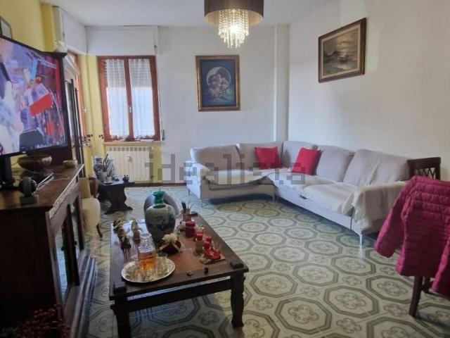 Appartamento in vendita di 100 m² in Via Felice Cavallotti