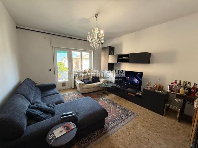 Appartamento in vendita di 100 m² in Via Feltre, 23