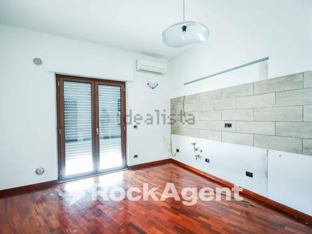 Appartamento in vendita di 100 m² in Via Ferdinando Galiani, 91