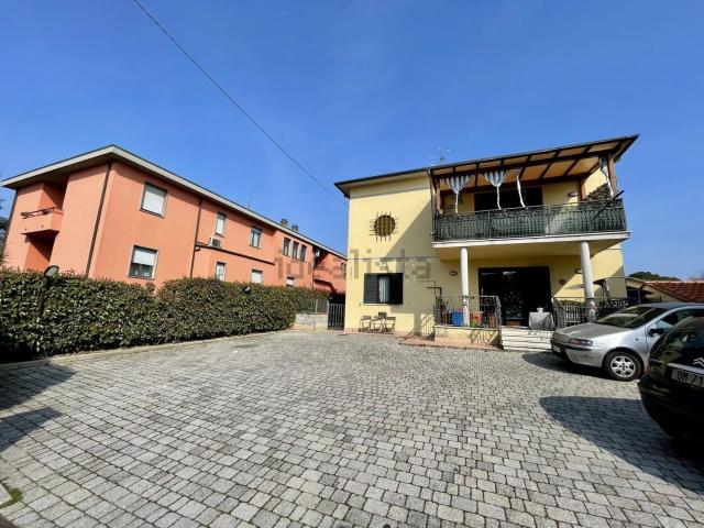 Appartamento in vendita di 100 m² in Via Firenze, 100