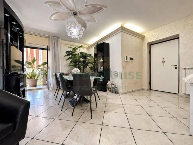 Appartamento in vendita di 100 m² in Via Firenze
