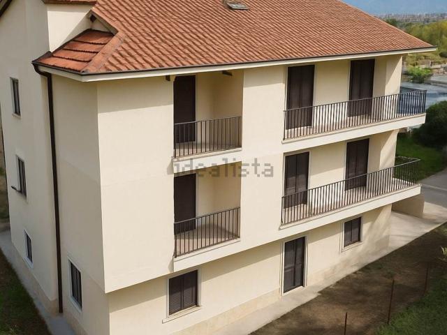 Appartamento in vendita di 100 m² in Via Francesco Baracca