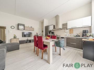 Appartamento in vendita di 100 m² in Via Francesco Canestri, 20