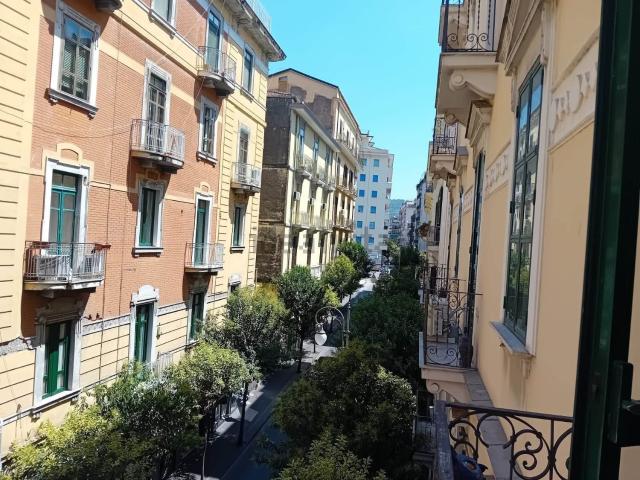 Appartamento in vendita di 100 m² in Via Francesco Paolo Volpe, 22