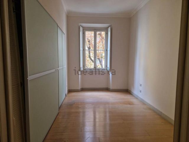 Appartamento in vendita di 100 m² in Via Francesco Petrarca, 24