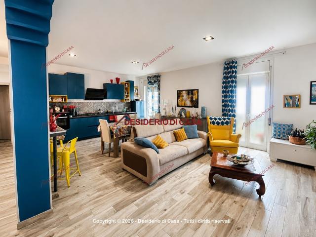 Appartamento in vendita di 100 m² in Via Fratelli Cairoli, 3