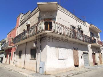 Appartamento in vendita di 100 m² in Via Fratelli Carlucci, 50