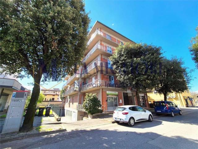 Appartamento in vendita di 100 m² in Via Fratelli Cervi, 12