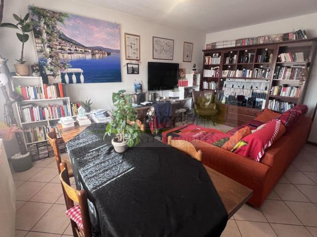 Appartamento in vendita di 100 m² in Via Fratelli Cervi