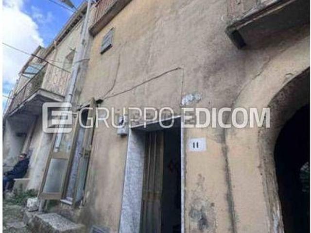 Appartamento in vendita di 100 m² in Via Fratelli Bandiera