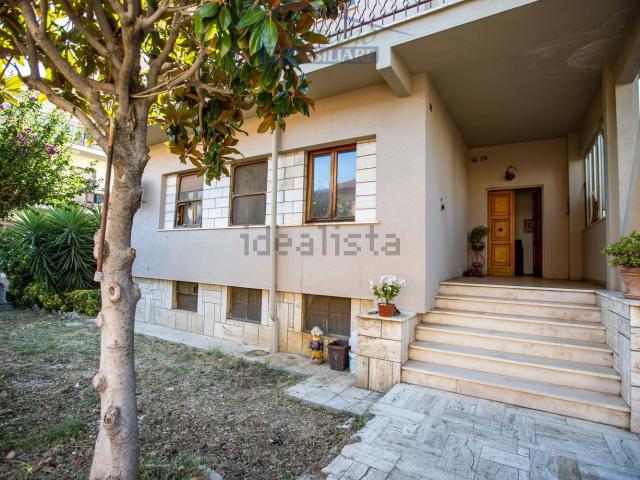 Appartamento in vendita di 100 m² in Via Ionica