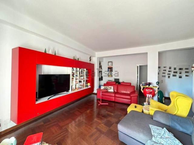 Appartamento in vendita di 100 m² in Via Ippolito Nievo, 45