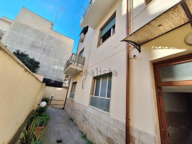 Appartamento in vendita di 100 m² in Via Italo Alaimo, 17