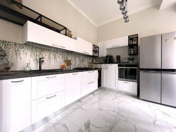 Appartamento in vendita di 100 m² in Via Italia, 17