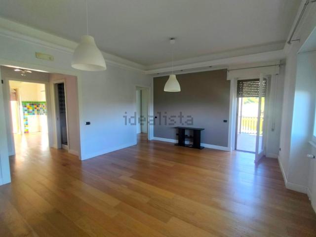 Appartamento in vendita di 100 m² in Via IV Novembre
