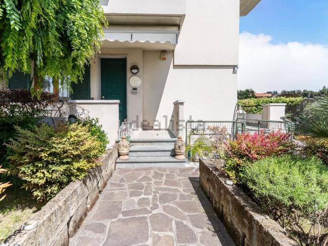 Appartamento in vendita di 100 m² in Via Jacopo della Quercia, 50053