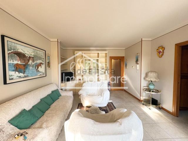 Appartamento in vendita di 100 m² in Via Jacopo della Quercia, 50053