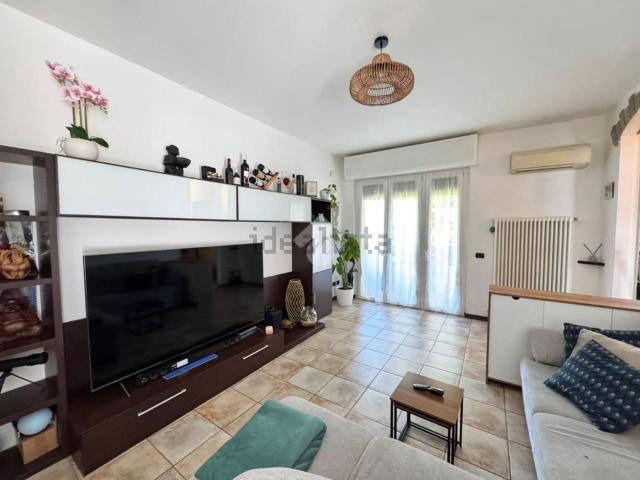 Appartamento in vendita di 100 m² in Via Osnago, 33