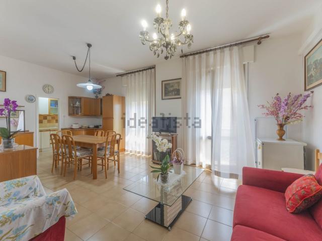 Appartamento in vendita di 100 m² in Via Otello Gambini, 22