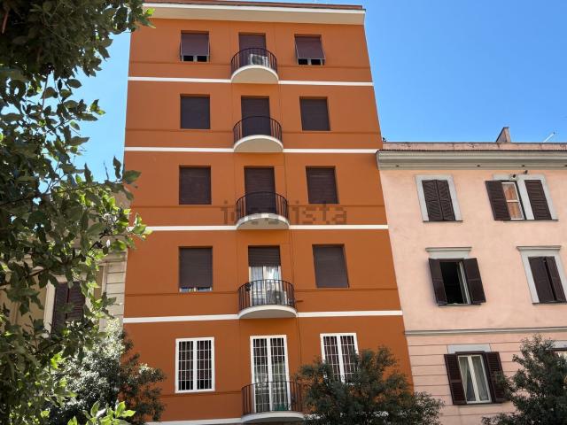 Appartamento in vendita di 100 m² in Via L&apos Aquila, 20
