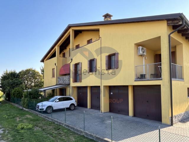 Appartamento in vendita di 100 m² in Via Lamborghini, 29