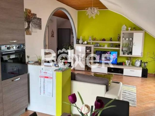 Appartamento in vendita di 100 m² in Via Letizia Trigona