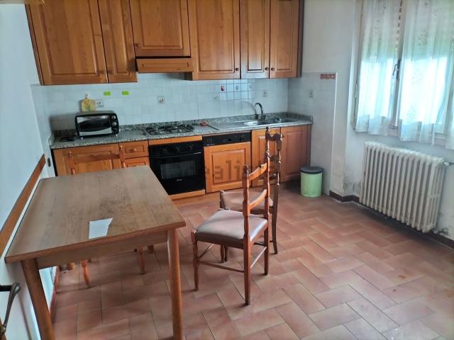 Appartamento in vendita di 100 m² in Via Leona