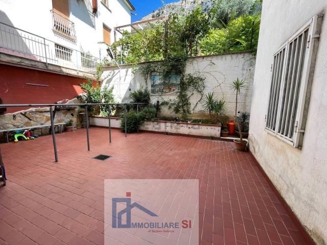 Appartamento in vendita di 100 m² in Via Leschito