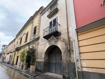 Appartamento in vendita di 100 m² in Via Libertini, 24