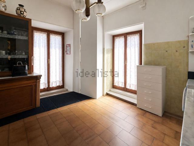 Appartamento in vendita di 100 m² in Via Luigi Cadorna