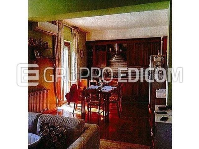 Appartamento in vendita di 100 m² in Via Luigi Razza