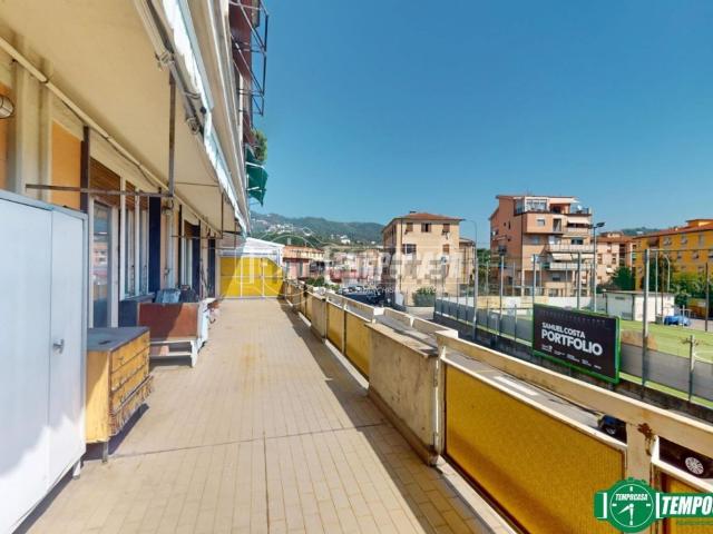 Appartamento in vendita di 100 m² in Via Lunigiana, 287