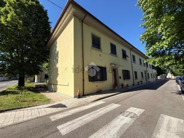 Appartamento in vendita di 100 m² in Via M. Girolami, 7