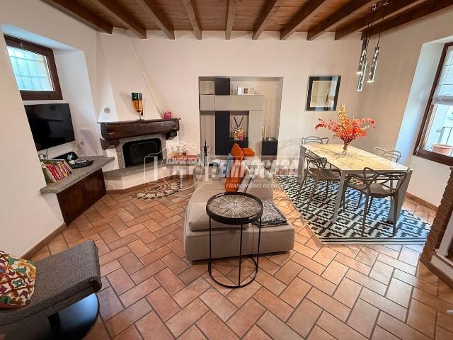 Appartamento in vendita di 100 m² in Via Mognano, 15