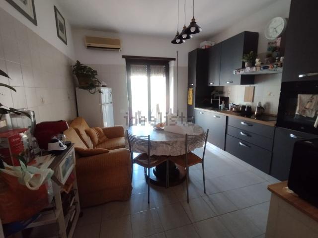 Appartamento in vendita di 100 m² in Via Mondello, 7