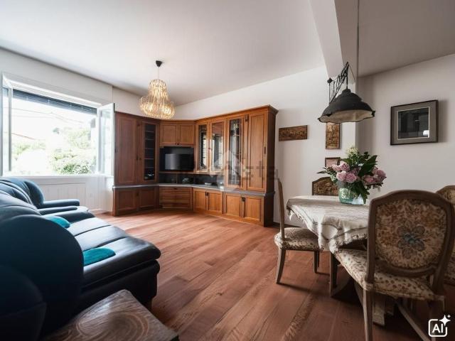 Appartamento in vendita di 100 m² in Via Monsignor Salvatore Vattuone, 162