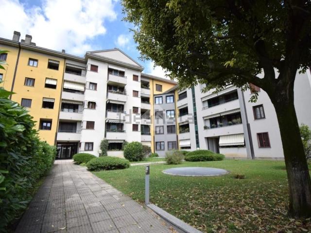 Appartamento in vendita di 100 m² in Via Monte Cervino