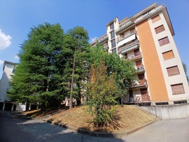 Appartamento in vendita di 100 m² in Via Monte Grappa, 11