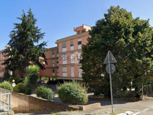 Appartamento in vendita di 100 m² in Via Monte Grappa, 29