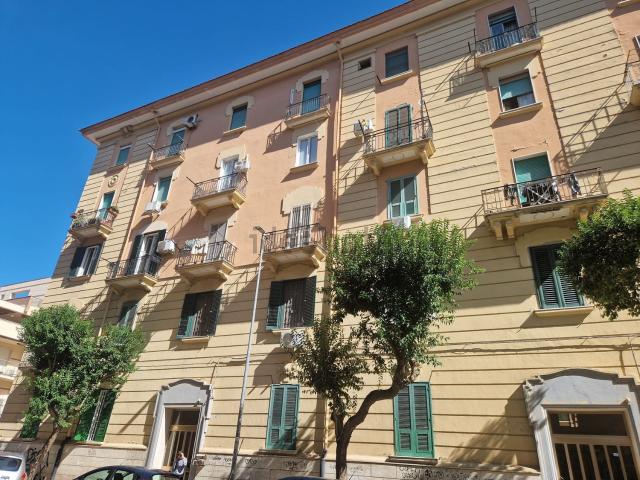 Appartamento in vendita di 100 m² in Via Monte Grappa, 58